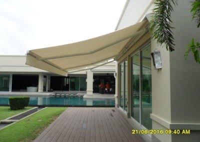 retractable awning showing cover